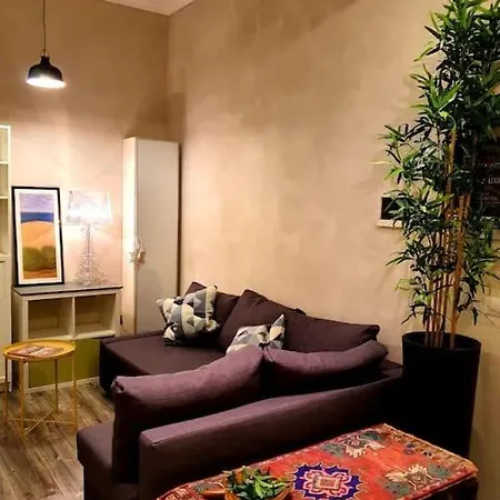 Апартаменты Charming House *